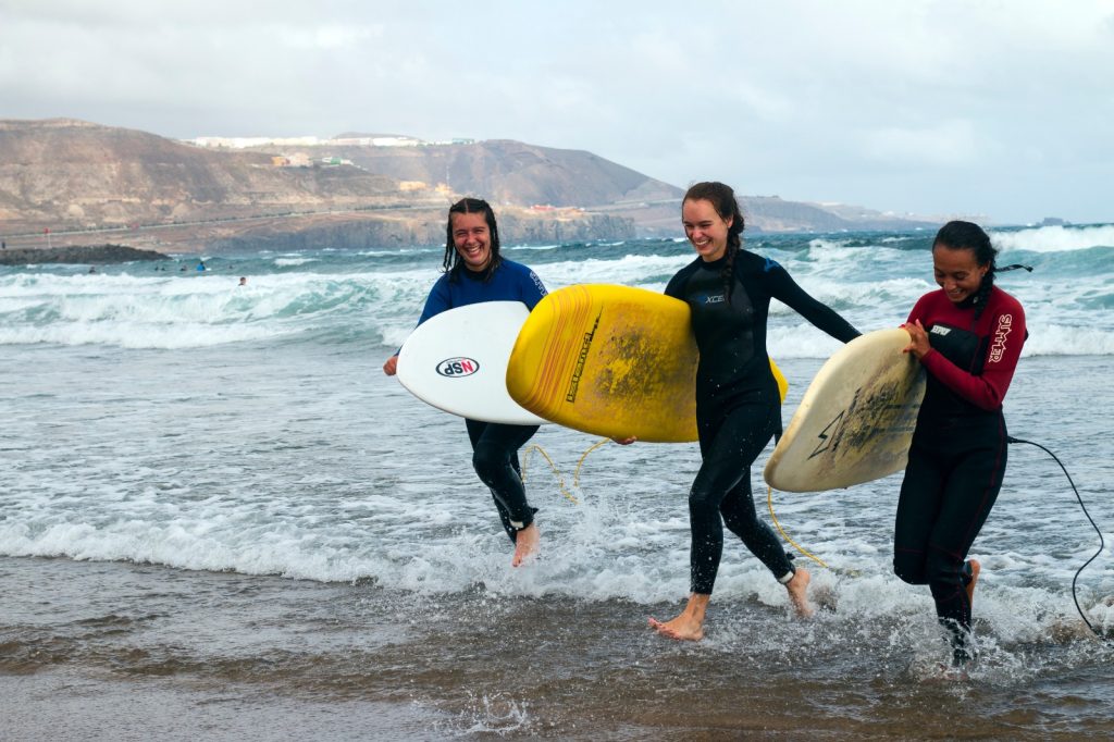 Surfing the waves of Gran Canaria photoshooting